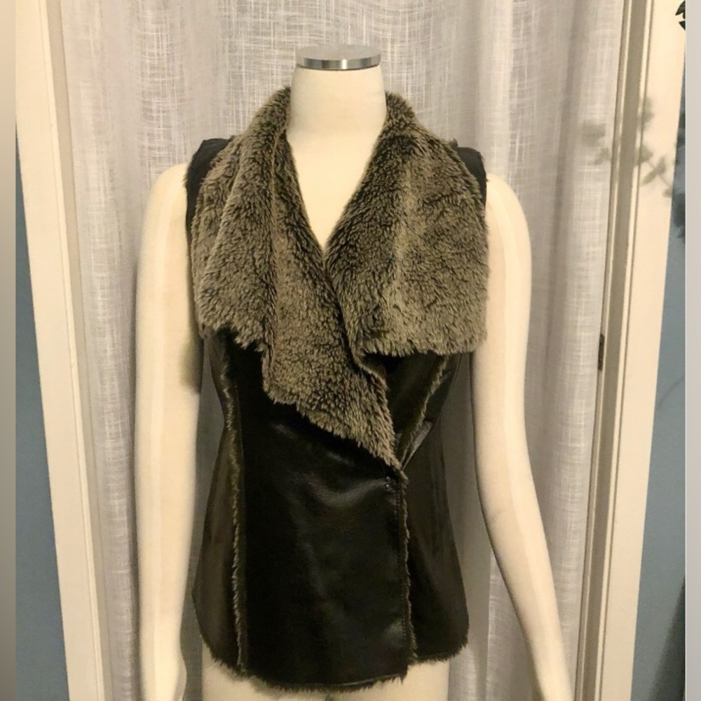 🔥🔥 NWOT Real Leather Vest